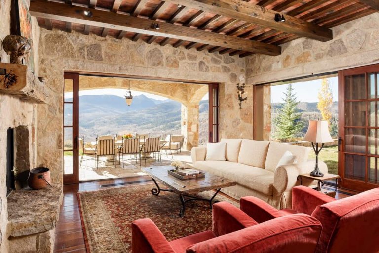 16 Stunning and Unique Airbnbs in Colorado - Domaine Daily