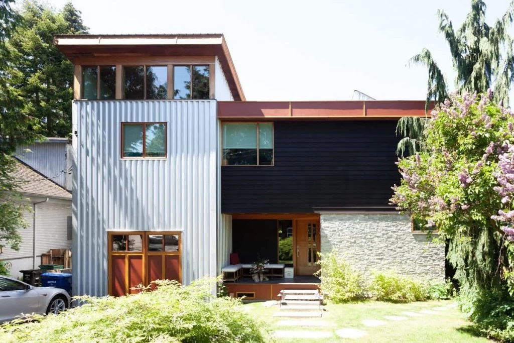 Immaculate 2BR Apartment with Private Roof Deck & Modern Amenities ...