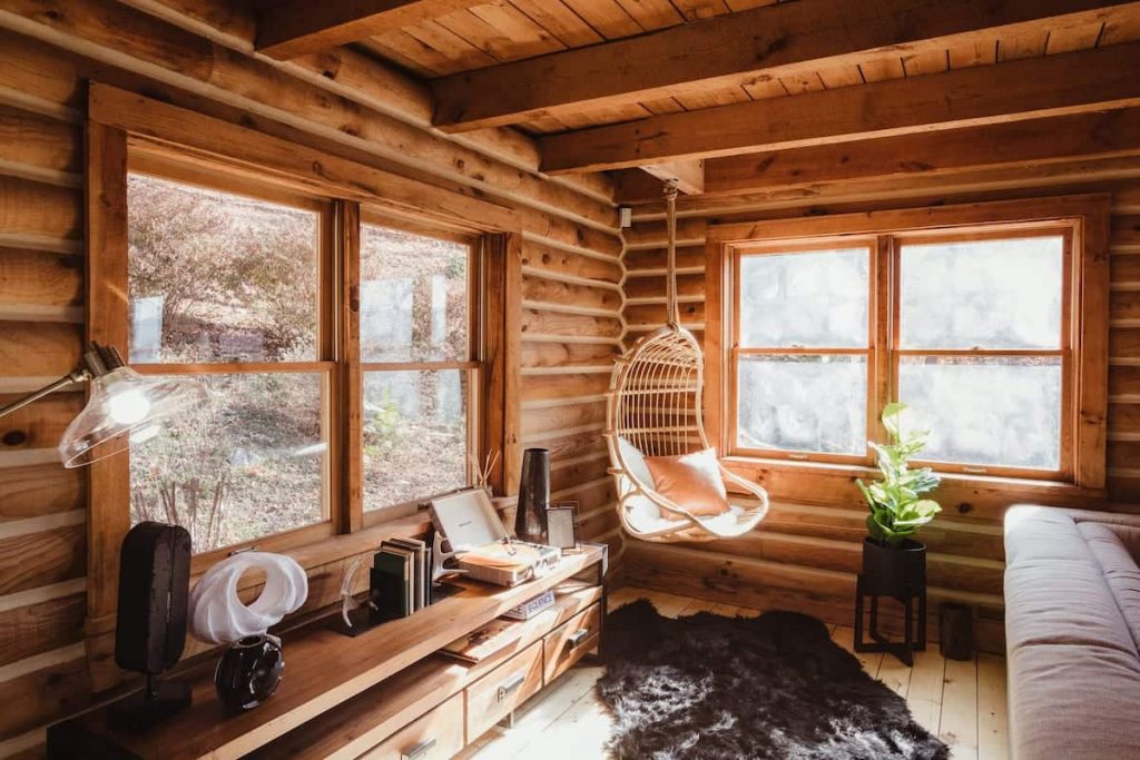 Best Airbnbs in North Carolina Log Cabin With Views And Hot Tub