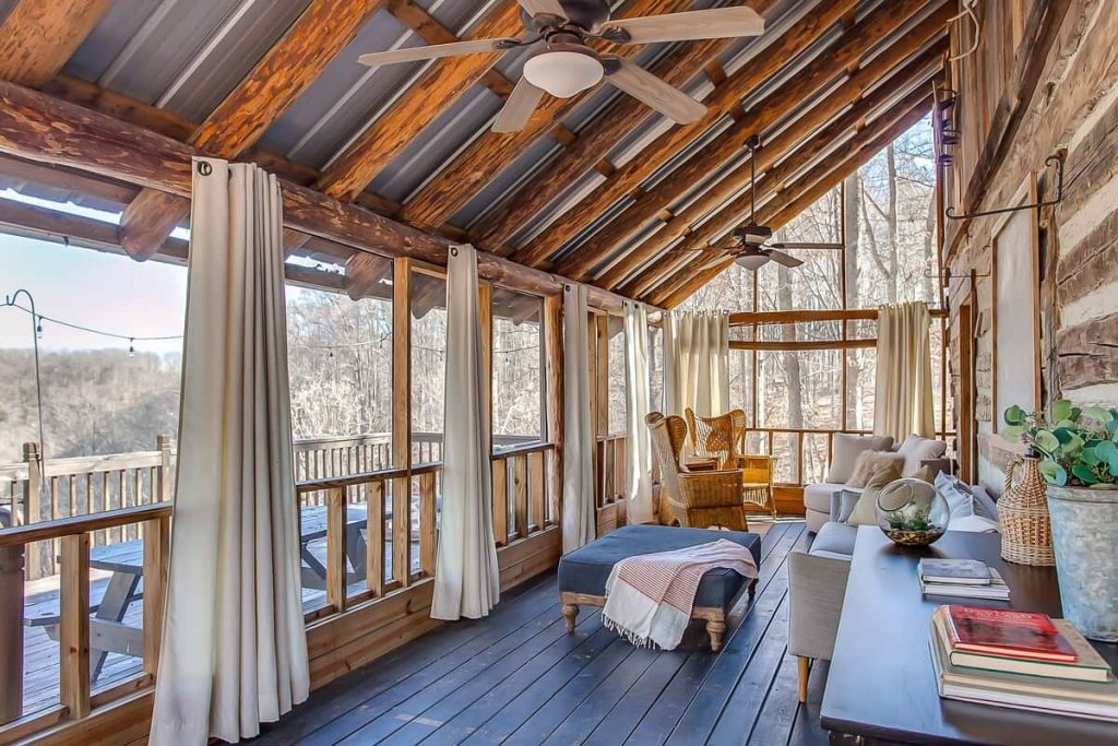 Best Airbnbs in Tennessee Pioneer Cabins And Luxury Treehouse