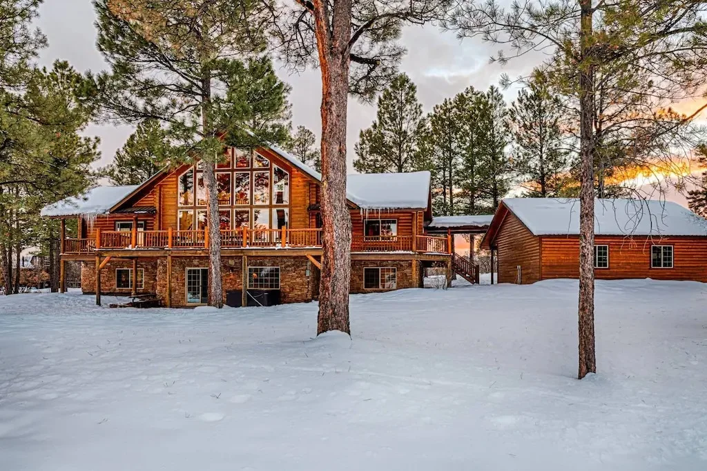 14 Amazing Cabins with Private Hot Tubs in Colorado Domaine Daily
