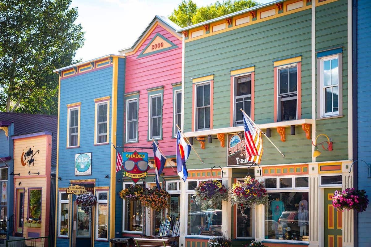 A Local's Guide to the Best Places to Live in Colorado Domaine Daily