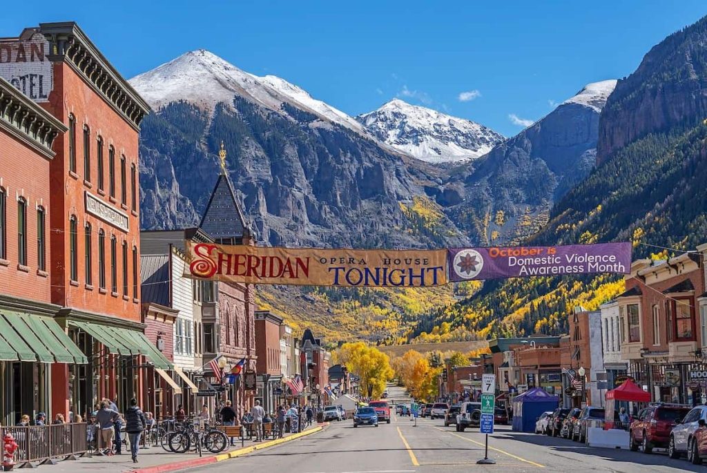 colorado small towns telluride